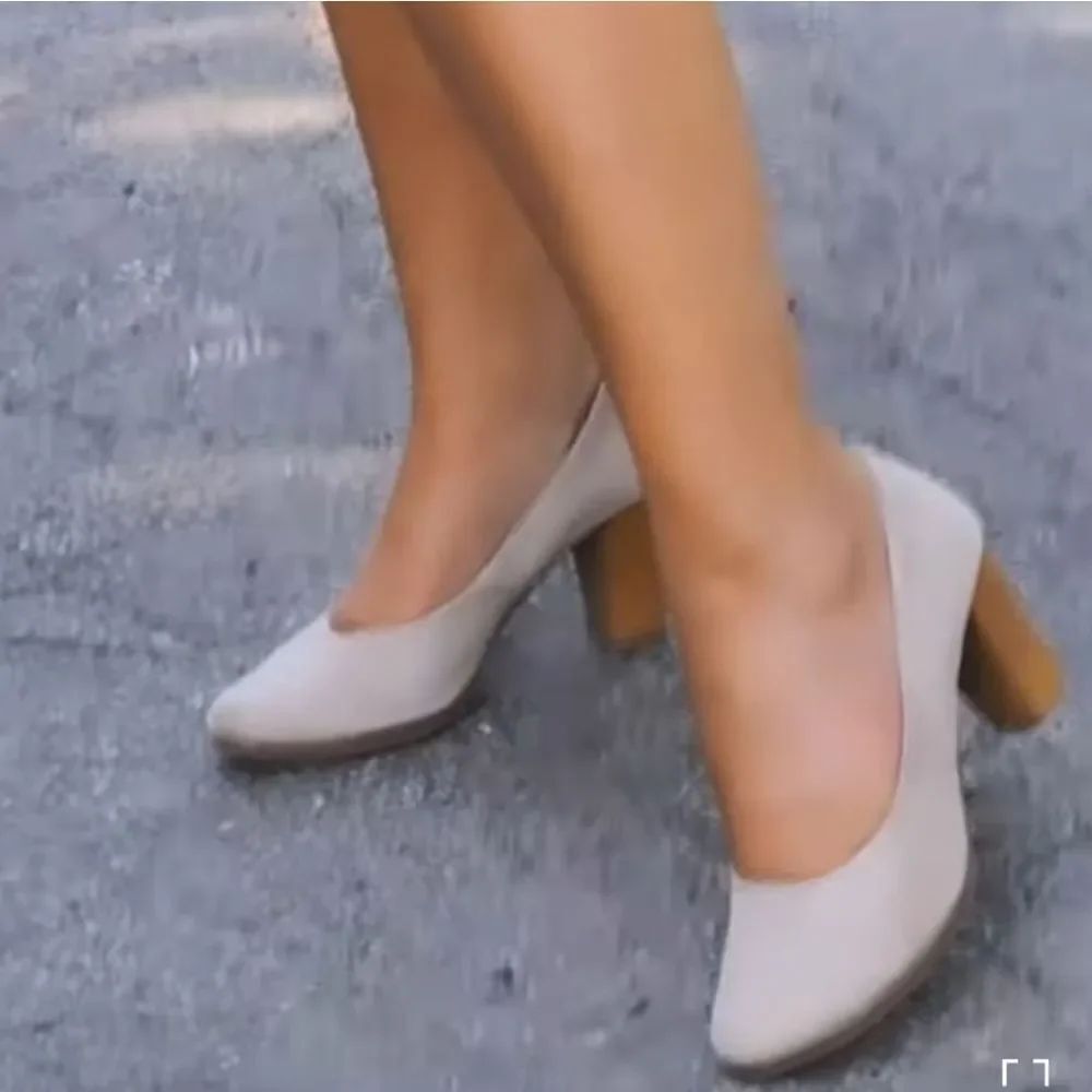BRAND NEW LIFE STRIDE SOFT SYSTEM WOMEN"S ROUND TOE LOW HEEL PUMP SHOE